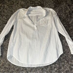 Gap linen button up size medium